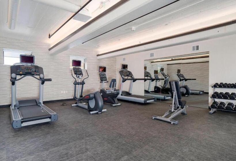 Отель Courtyard By Marriott Niagara Falls, Usa