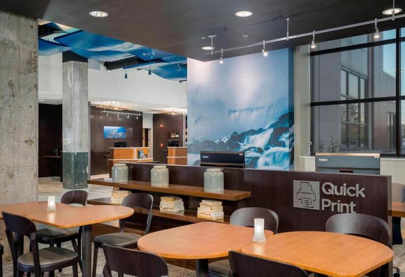 Отель Courtyard By Marriott Niagara Falls, Usa