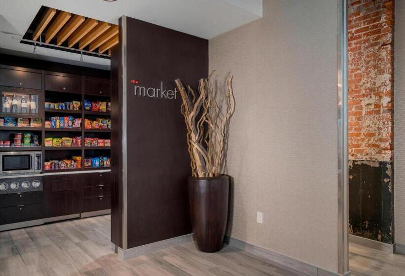 Отель Courtyard By Marriott Niagara Falls, Usa