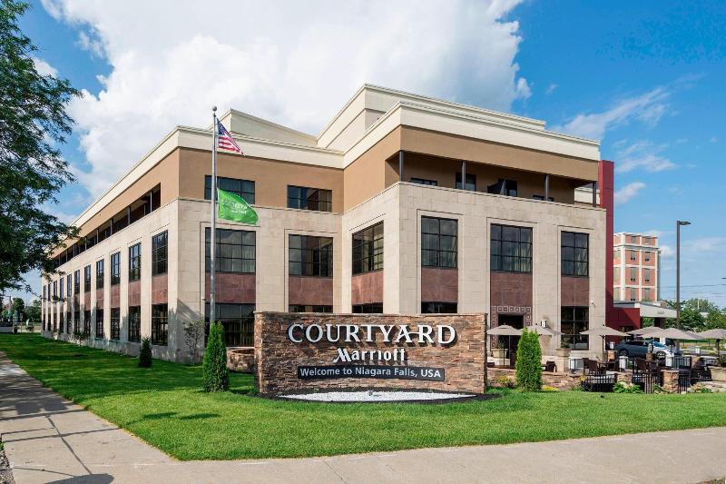 Отель Courtyard By Marriott Niagara Falls, Usa