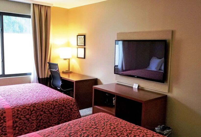 ホテル Days Inn By Wyndham Brooklyn Marine Park