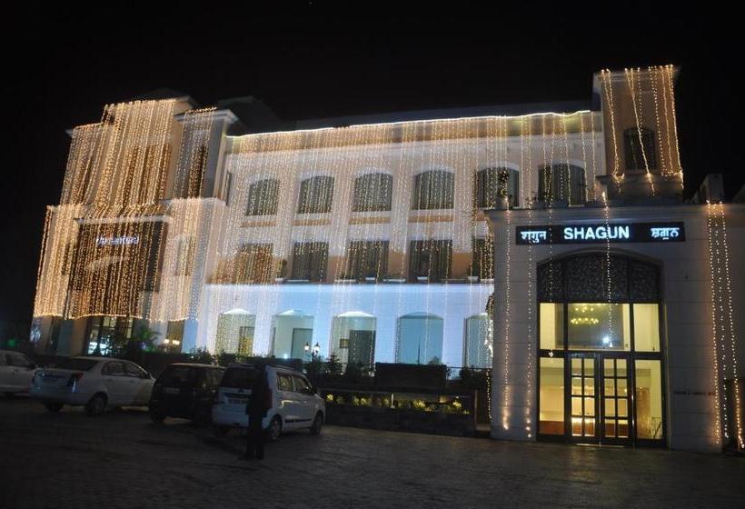 Deventure Hotel, Karnal