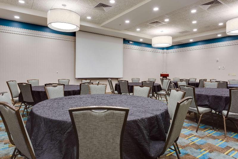 Drury Plaza Hotel St. Louis St. Charles