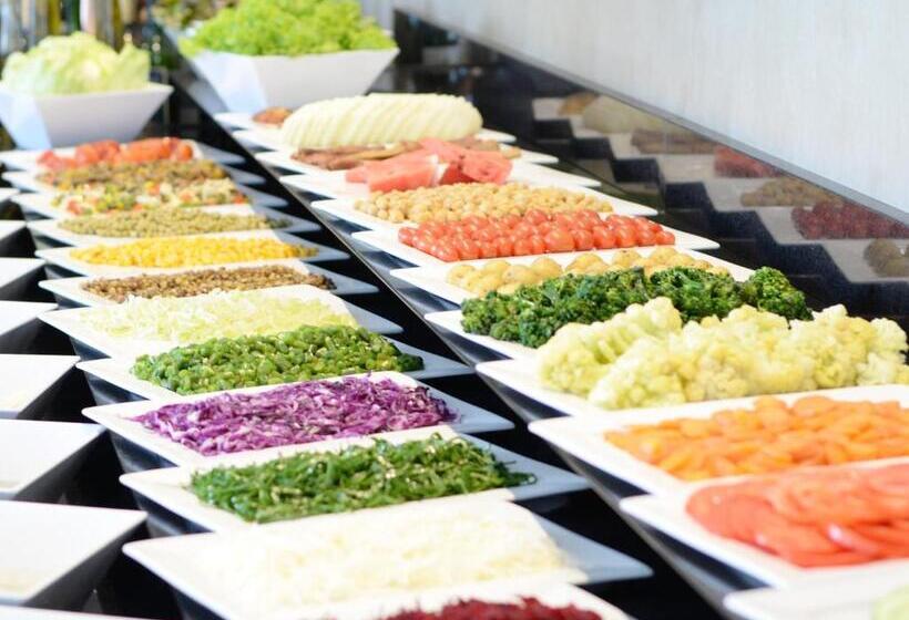 فندق Dubai Suites