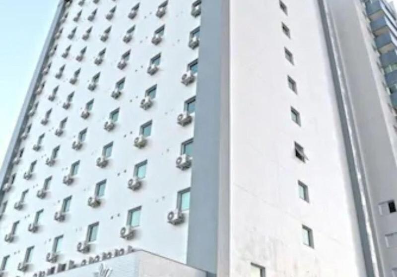 فندق Dubai Suites