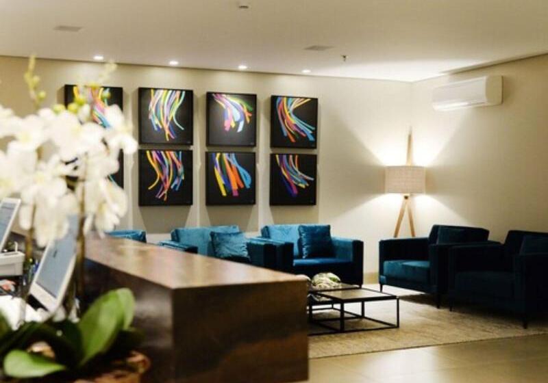 فندق Dubai Suites