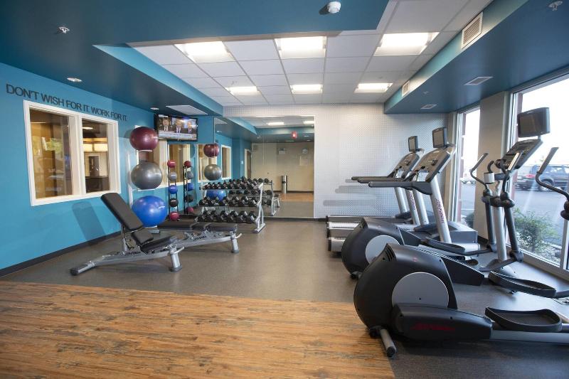 בית מלון כפרי Fairfield Inn & Suites By Marriott Detroit Lakes