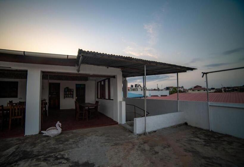 فندق Flamingo Guest House Znz