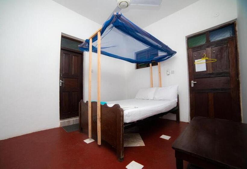 فندق Flamingo Guest House Znz