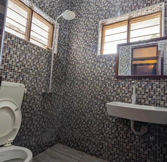 فندق Flamingo Guest House Znz