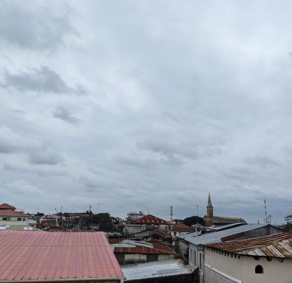 فندق Flamingo Guest House Znz