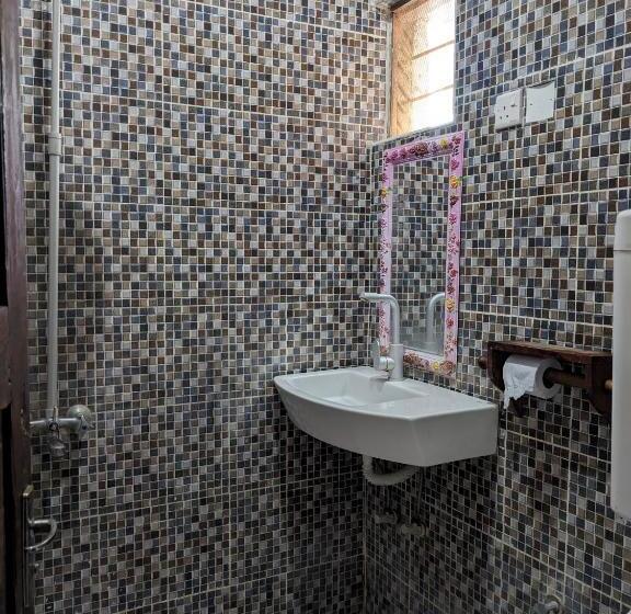 فندق Flamingo Guest House Znz