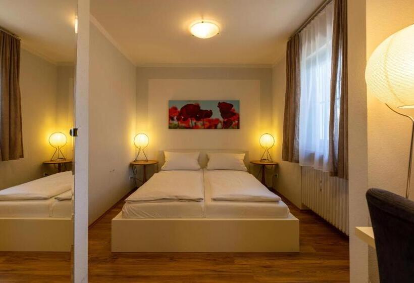 호텔 Gästehaus Guggenberger