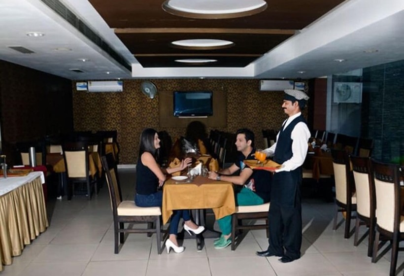 בית מלון כפרי Hans Resort