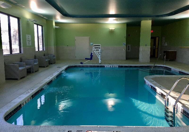 호텔 Holiday Inn Express   Grand Island, An Ihg