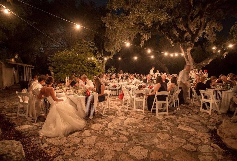 בית מלון כפרי Joshua Creek Ranch