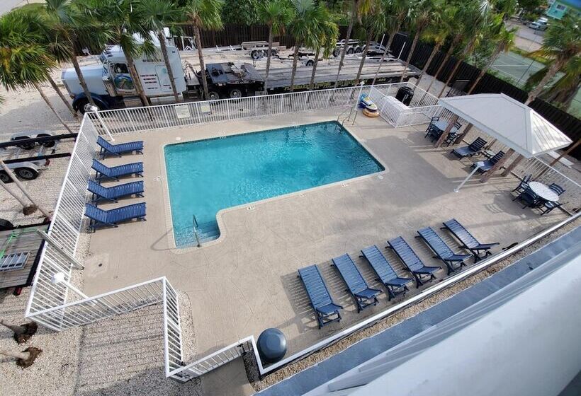 فندق Knight S Key Suites