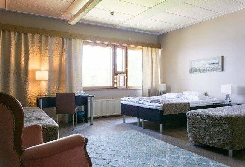 בית מלון כפרי Li Viikinhovi