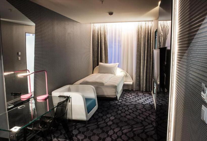 Magic Hotel Xhibition