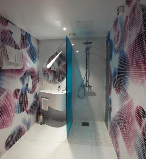 Magic Hotel Xhibition