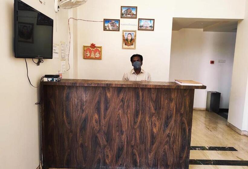 בית מלון כפרי Manasi Inn