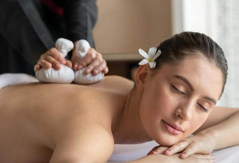 فندق Noormahal Palace