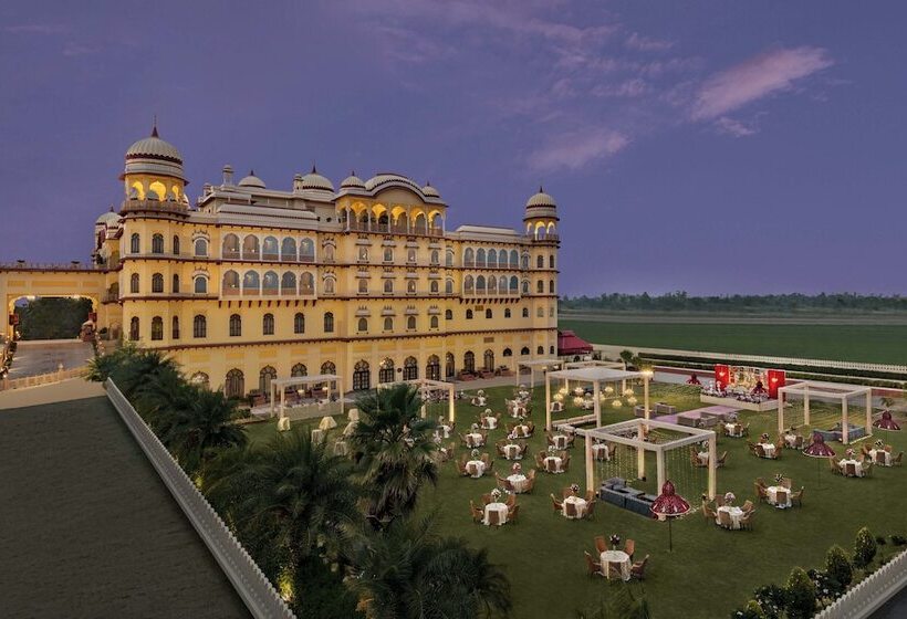 فندق Noormahal Palace