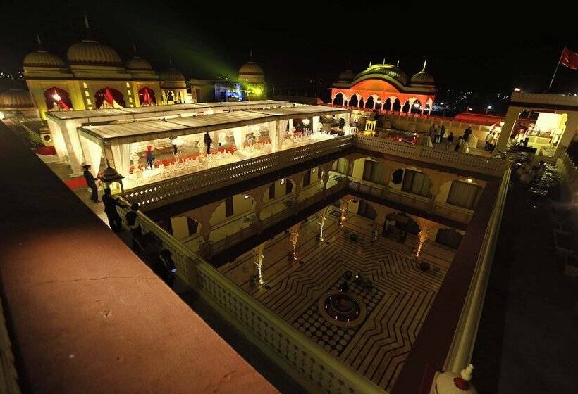 فندق Noormahal Palace