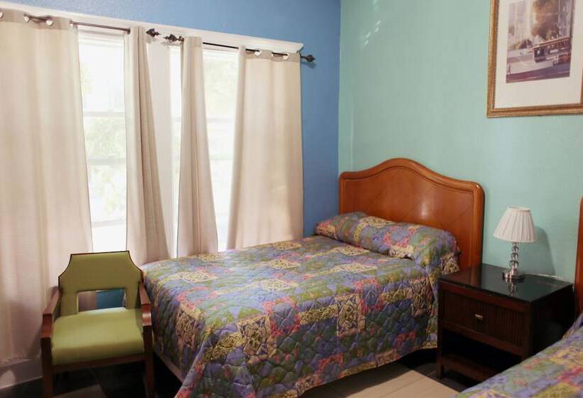 בית מלון כפרי Oak