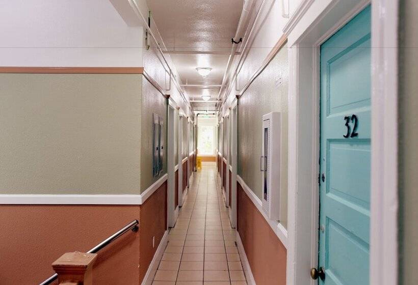 בית מלון כפרי Oak