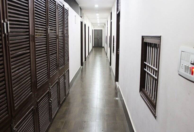 فندق Oyo Rooms Near Mansarovar Garden