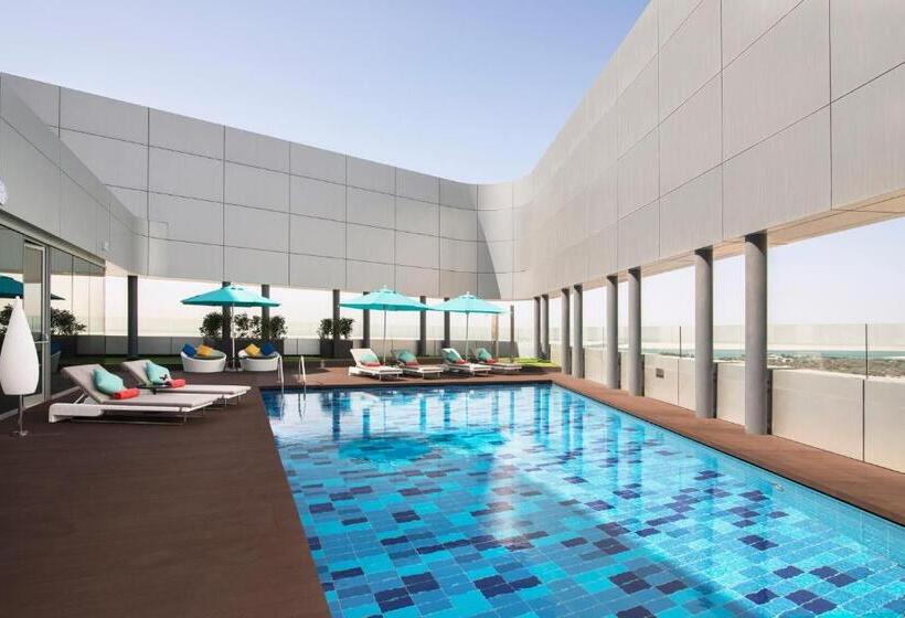 Отель Pearl Rotana Capital Centre