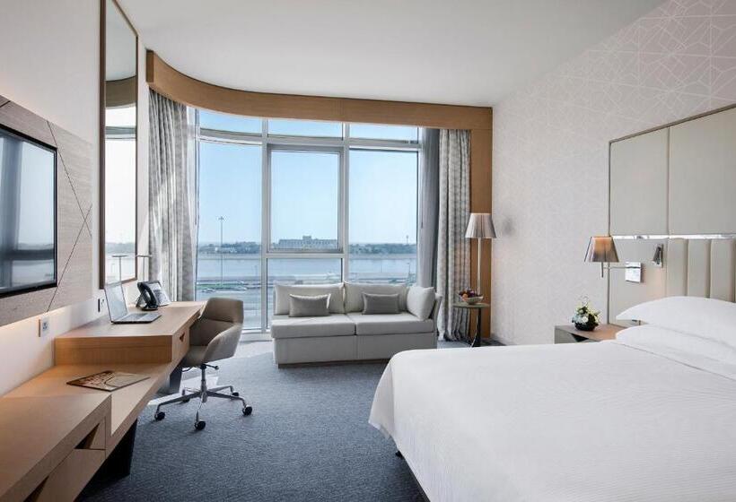 Отель Pearl Rotana Capital Centre