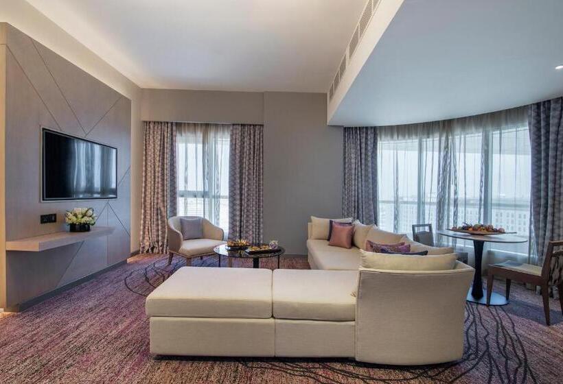 Отель Pearl Rotana Capital Centre