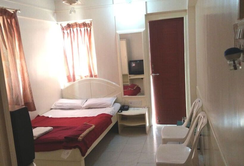 בית מלון כפרי Radhika Palace