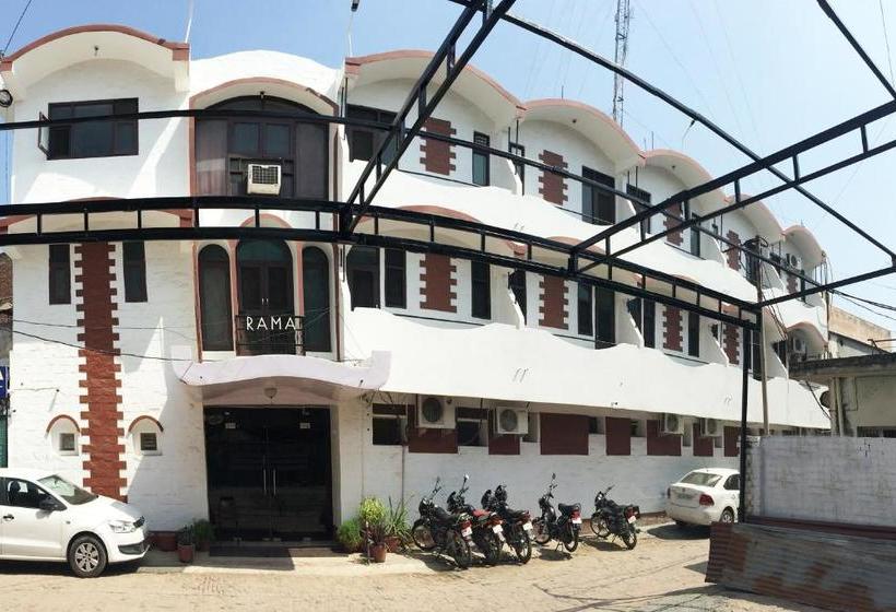 فندق Rama