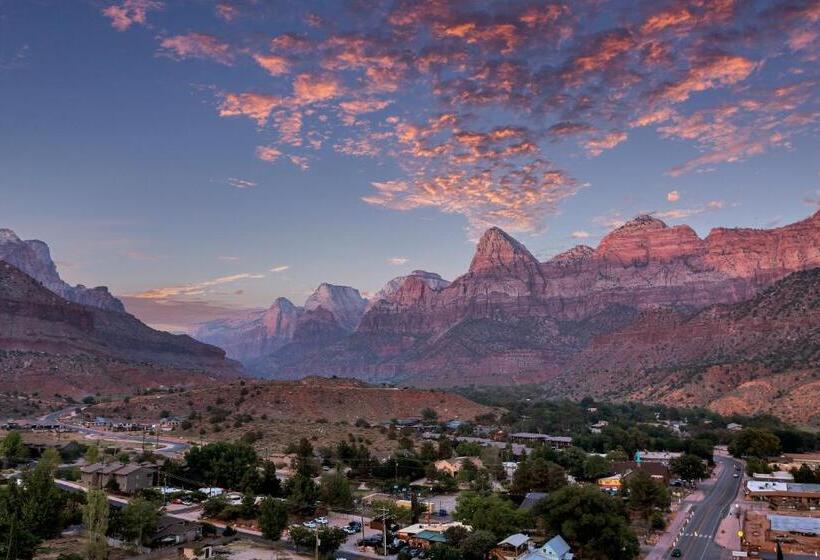 فندق Red Rock Inn Cottages