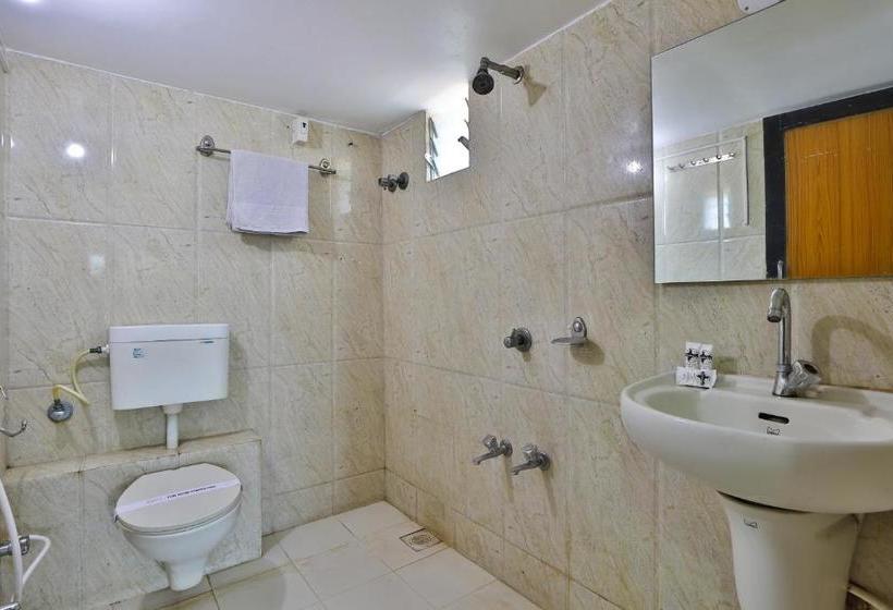 Отель Relax Inn