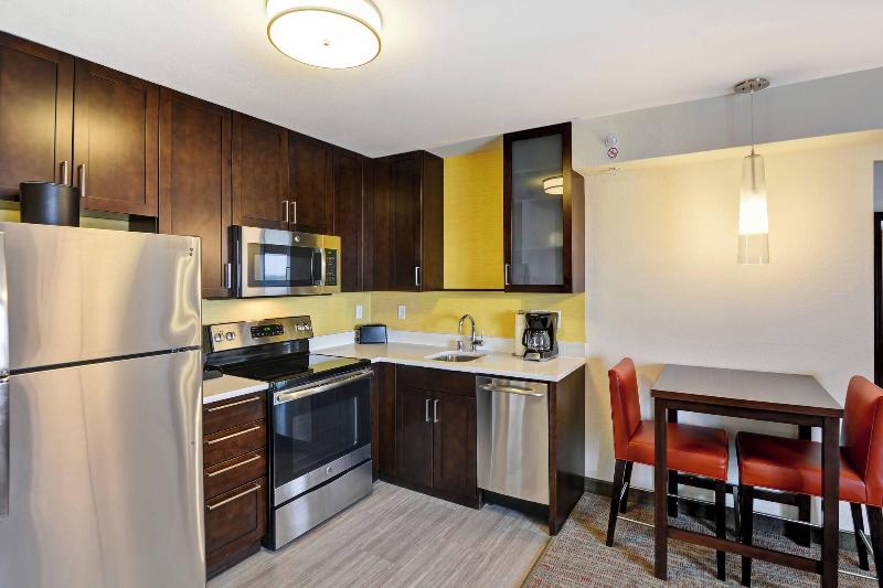 هتل Residence Inn By Marriott Milwaukee North/glendale