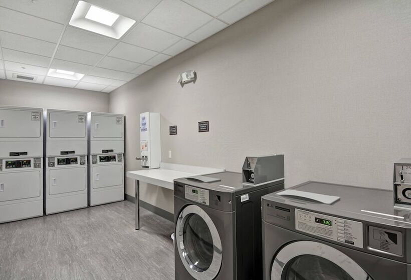 هتل Residence Inn By Marriott Milwaukee North/glendale