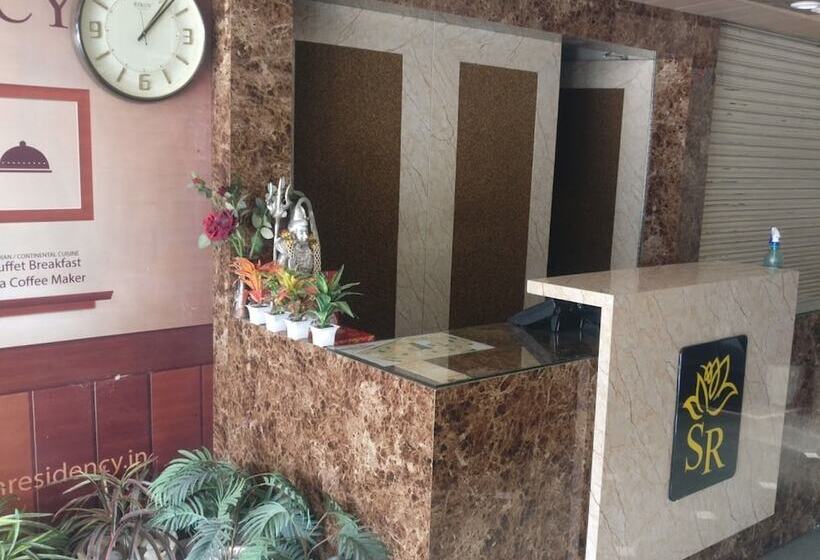 Отель Shagun Residency