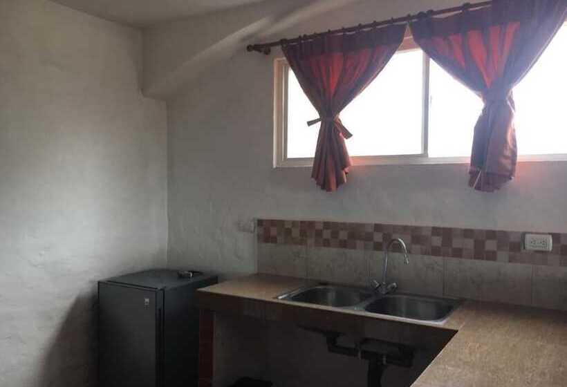 Отель Sundown Beach