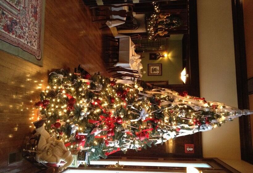 Отель The Belvedere Inn & Restaurant