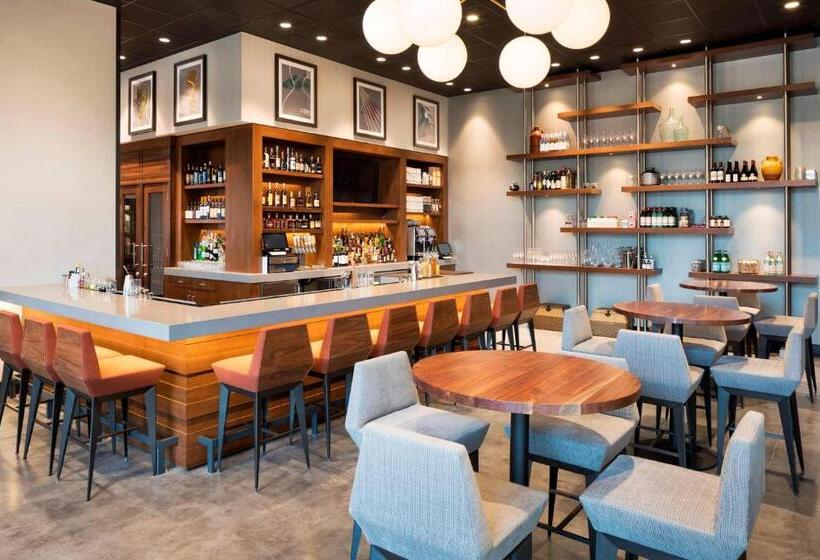 فندق The Westin Jackson