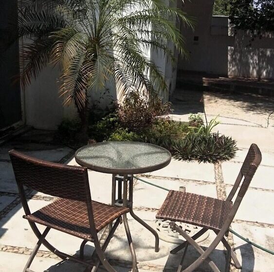 בית מלון כפרי Tonala