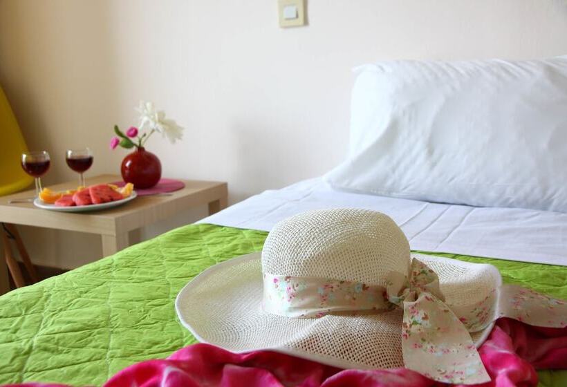 酒店 Triton Garden