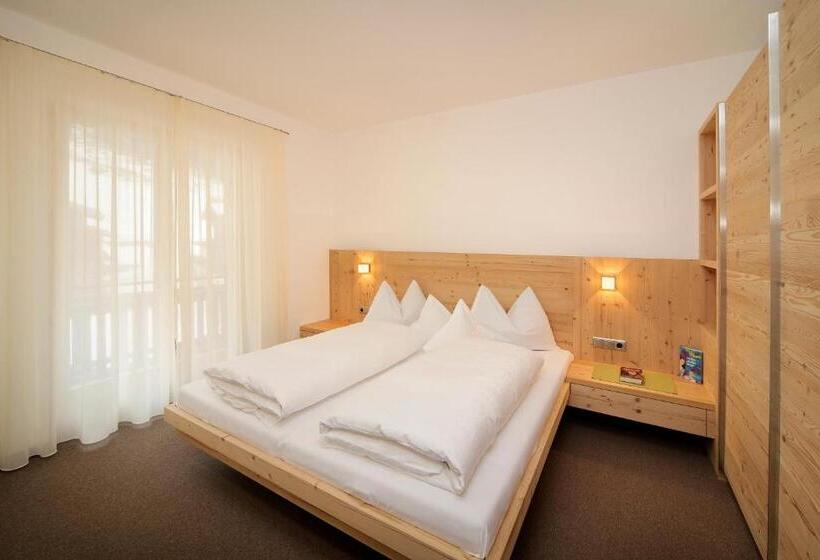 בית מלון כפרי Ultnerhof