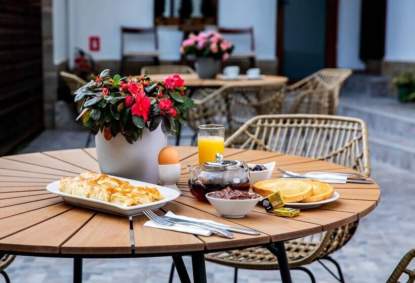 Отель Velinov Boutique