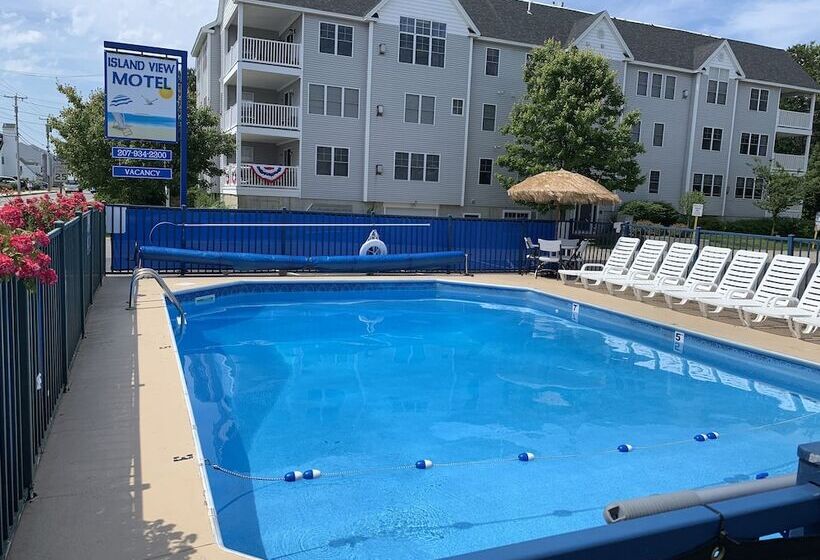 Island View Motel