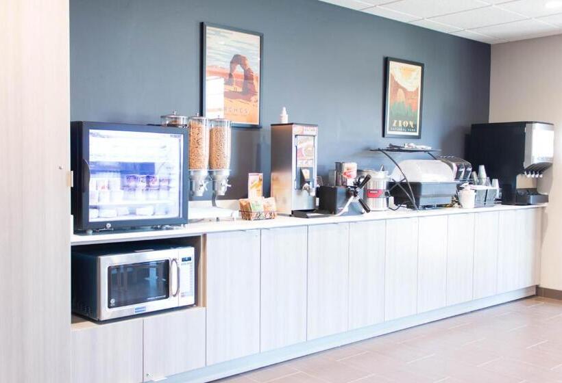 Microtel Inn & Suites By Wyndham Springville